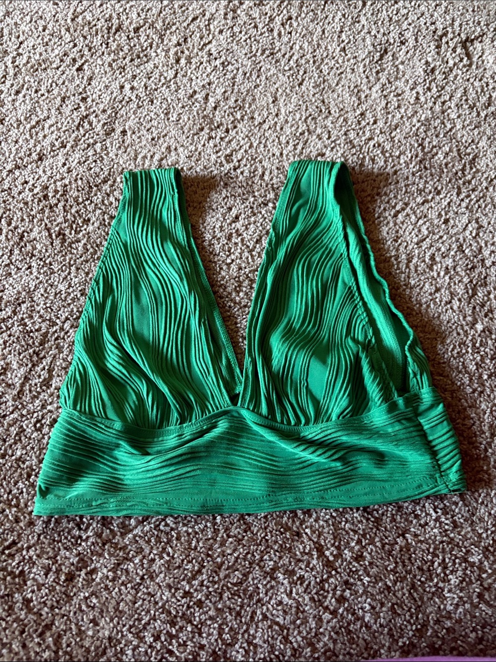 SHEIN Emerald Green Ribbed V-Neck Crop Camisole